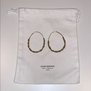 Gold hoop mesh earrings